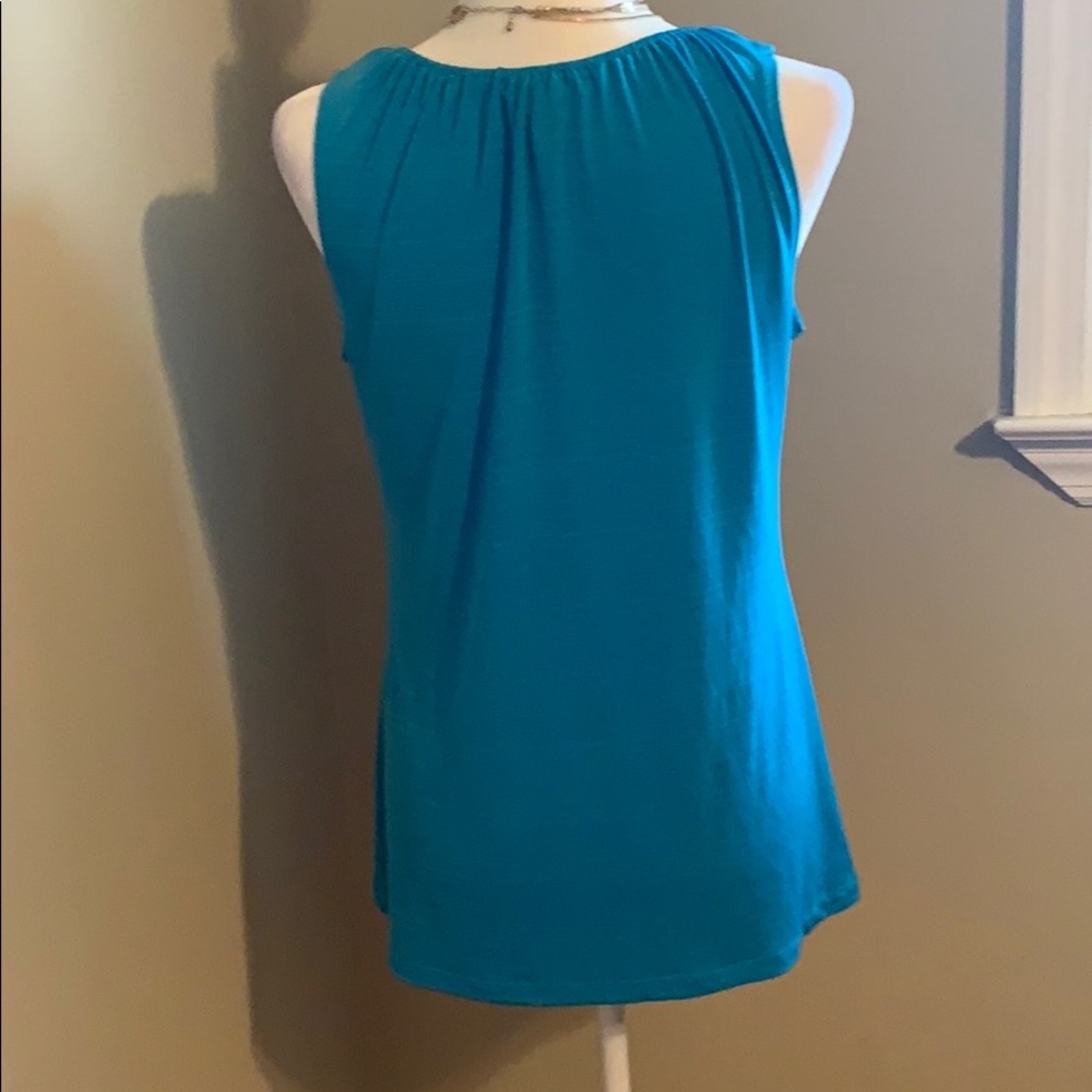 Blouse - Picture 2 of 3